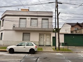 PH en zona residencial con gran terraza y cochera