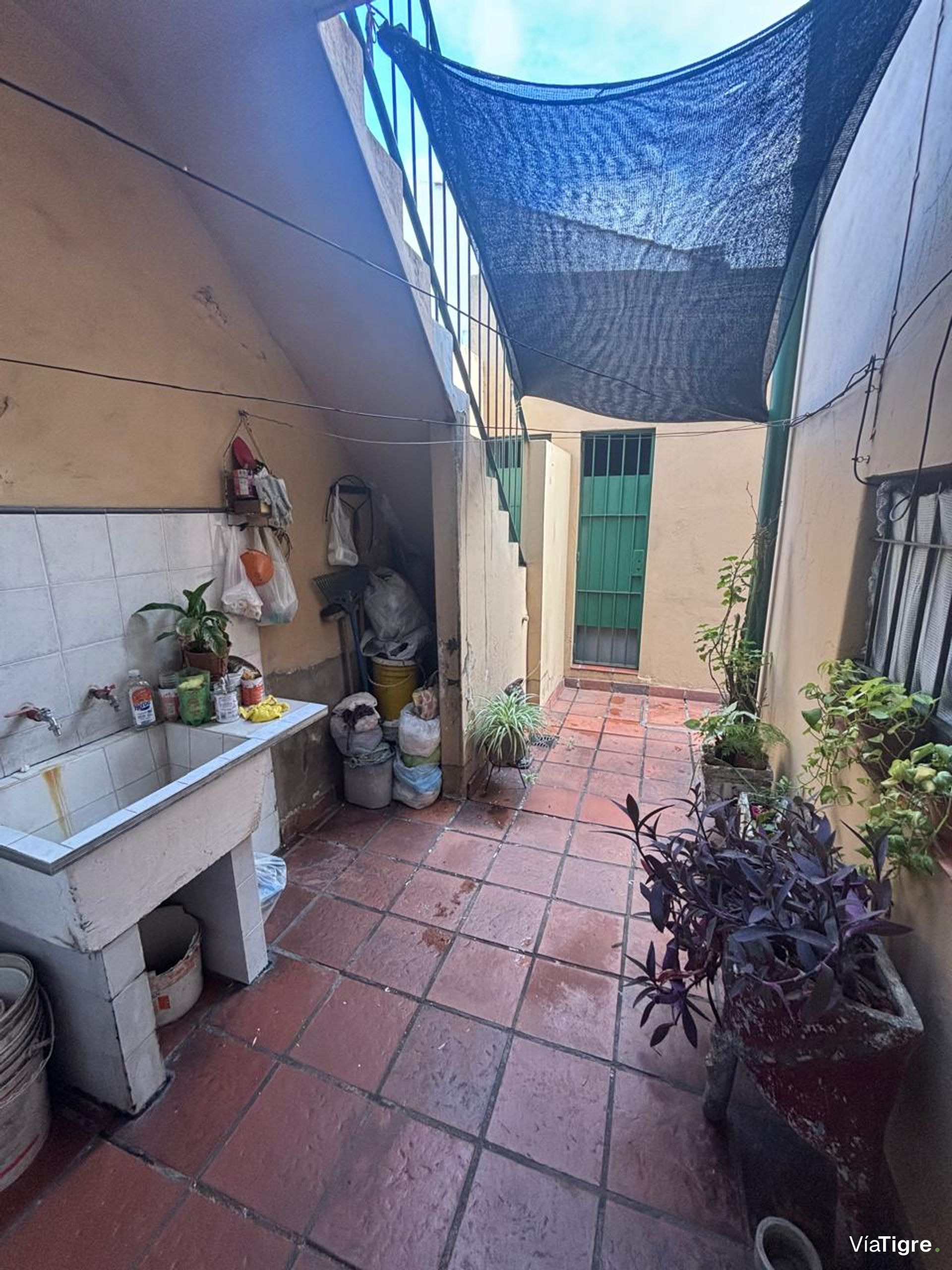 Venta PH planta baja en con cochera Florida Oeste