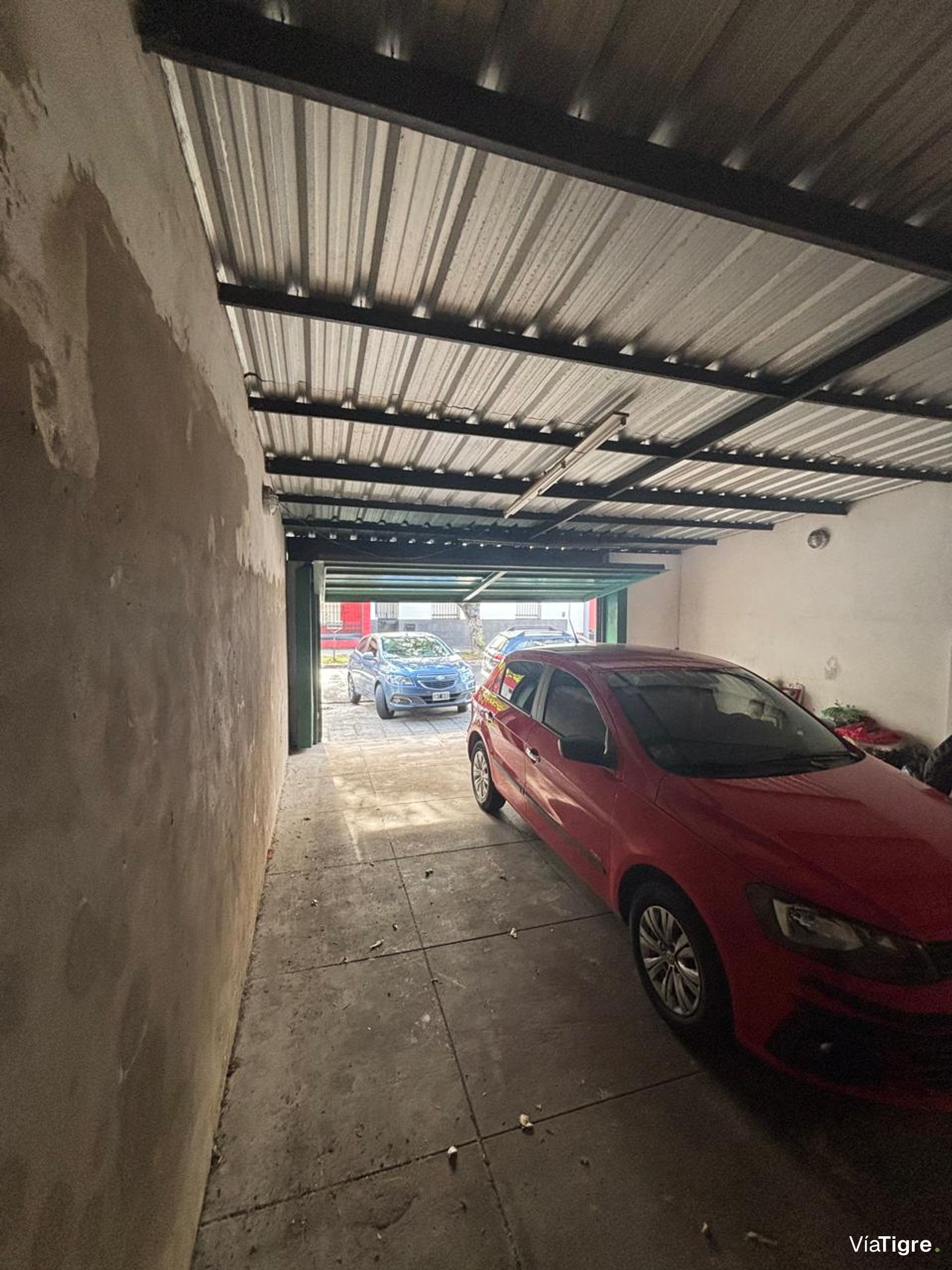 Venta PH planta baja en con cochera Florida Oeste