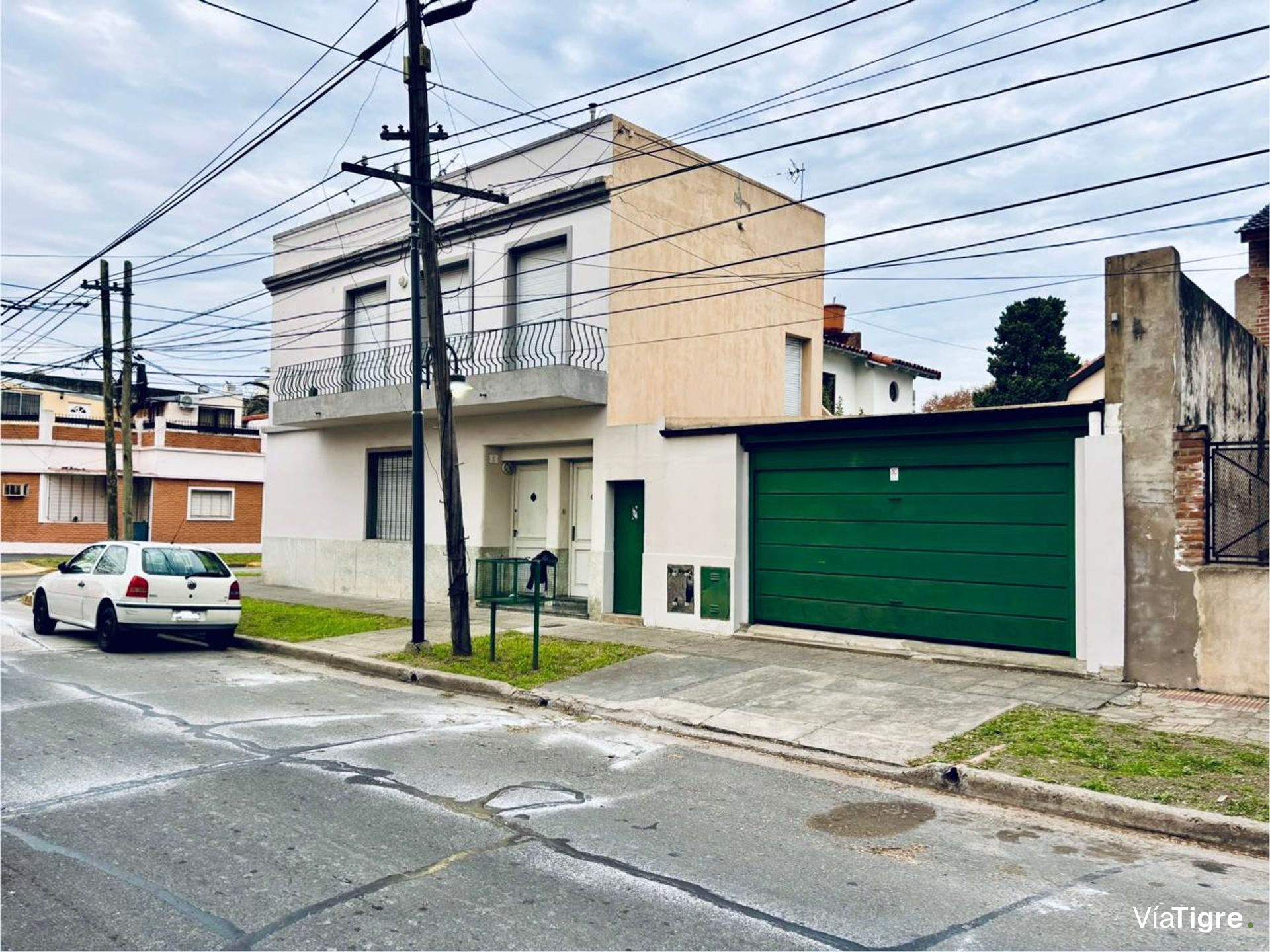 Venta PH planta baja en con cochera Florida Oeste
