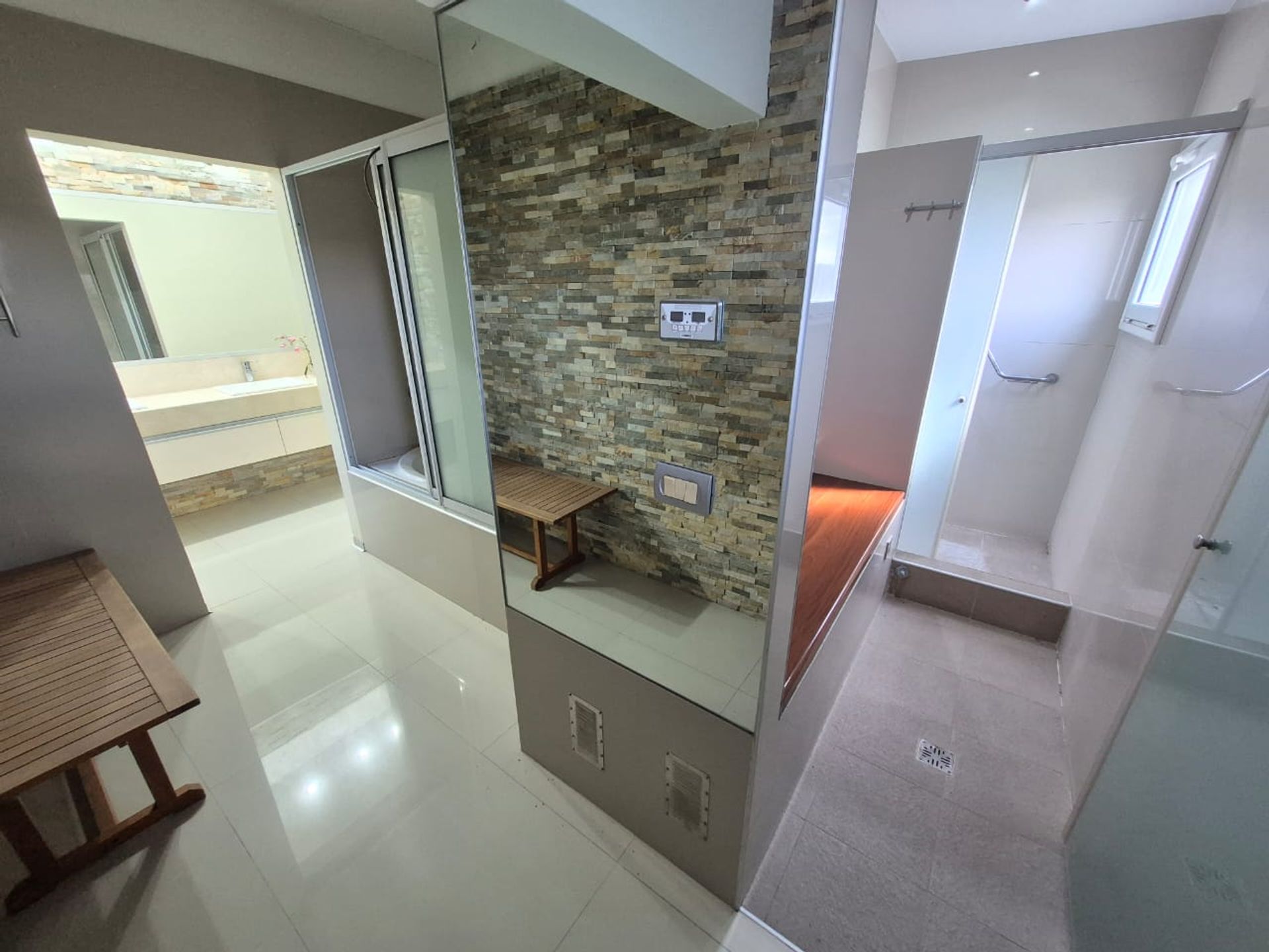 Casa 4 Ambientes Venta Santa Clara Villanueva Apto