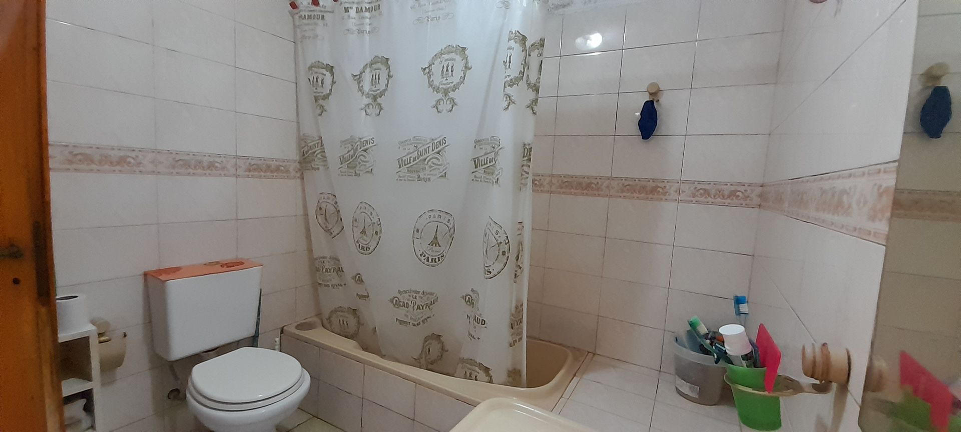 Venta Casa multifamiliar a mts de Ruta 202