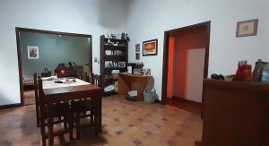 Venta Casa multifamiliar a mts de Ruta 202