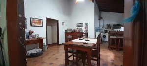 Venta Casa multifamiliar a mts de Ruta 202