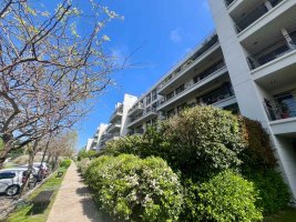 Duplex for Sale – 5 Rooms, Carapachay