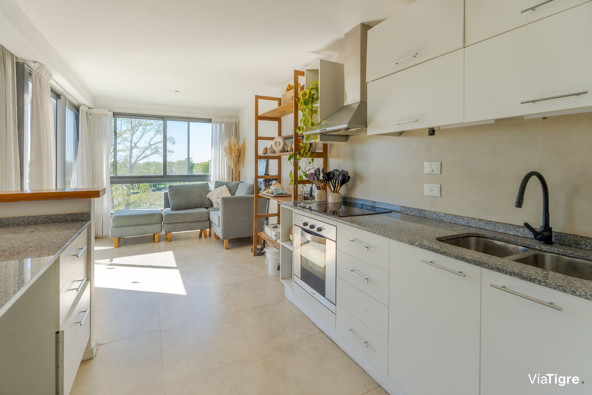 Venta Casa/ terreno Benavidez jardín frutales