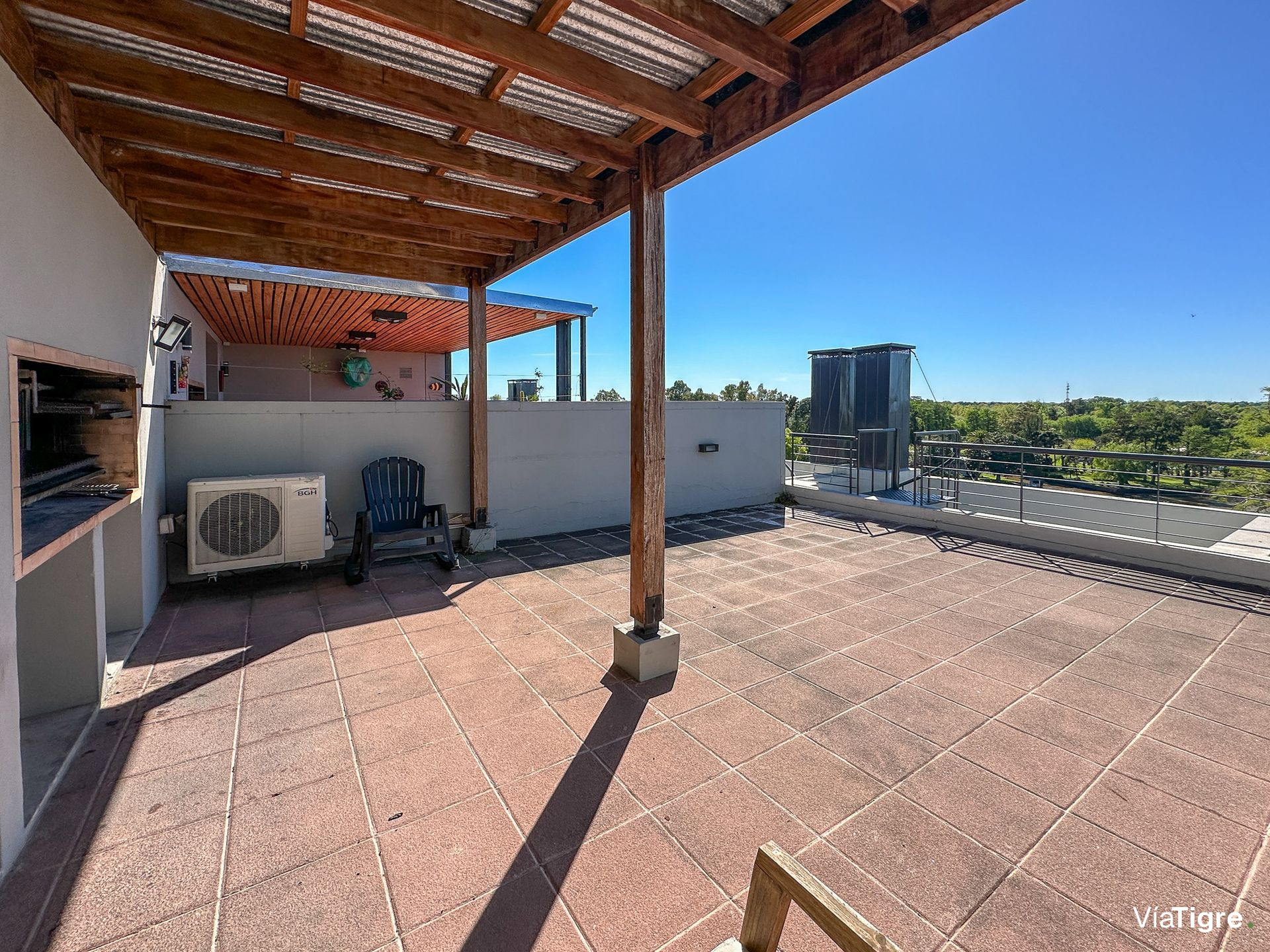 Venta Casa/ terreno Benavidez jardín frutales