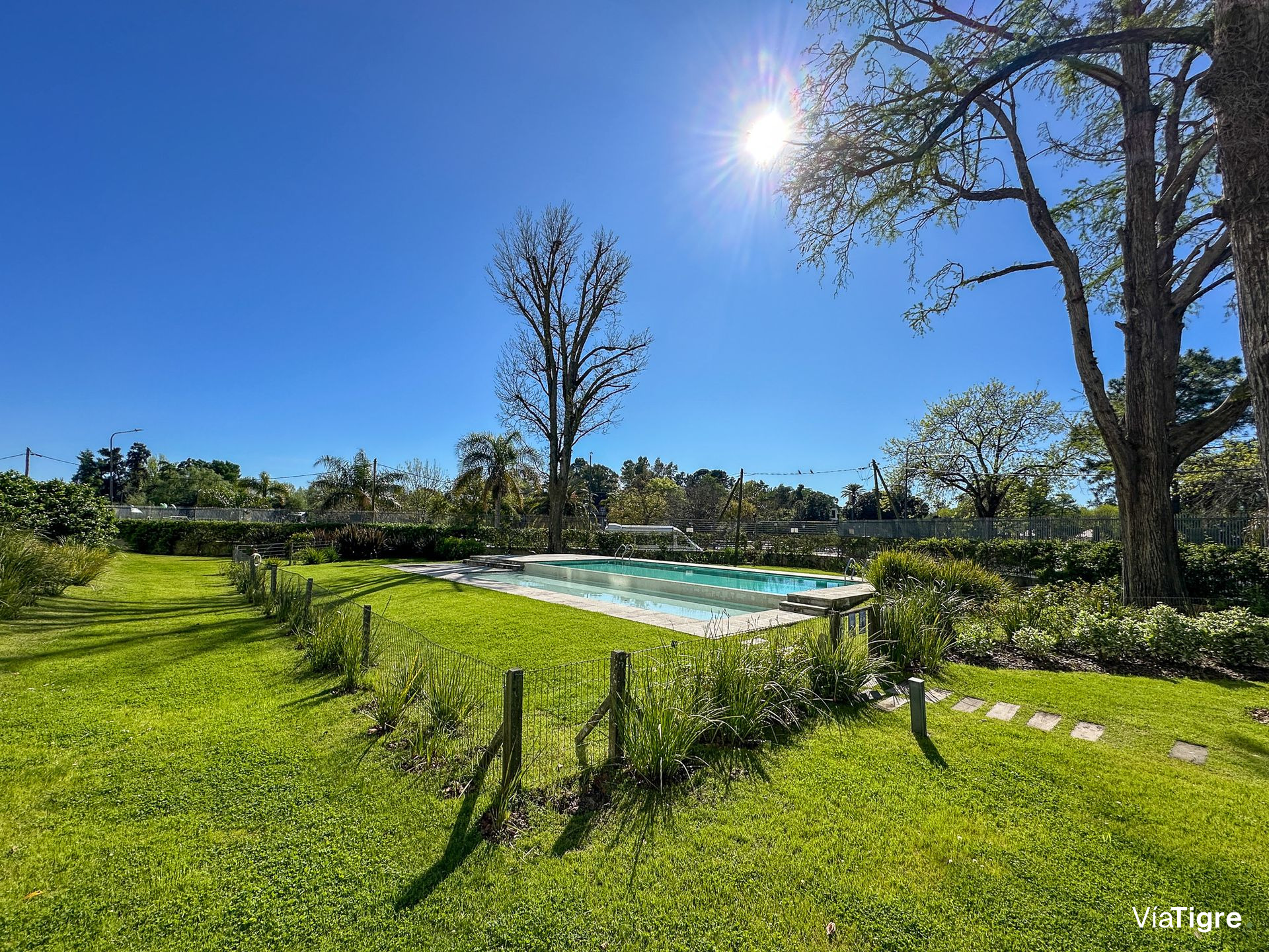 Venta Casa/ terreno Benavidez jardín frutales