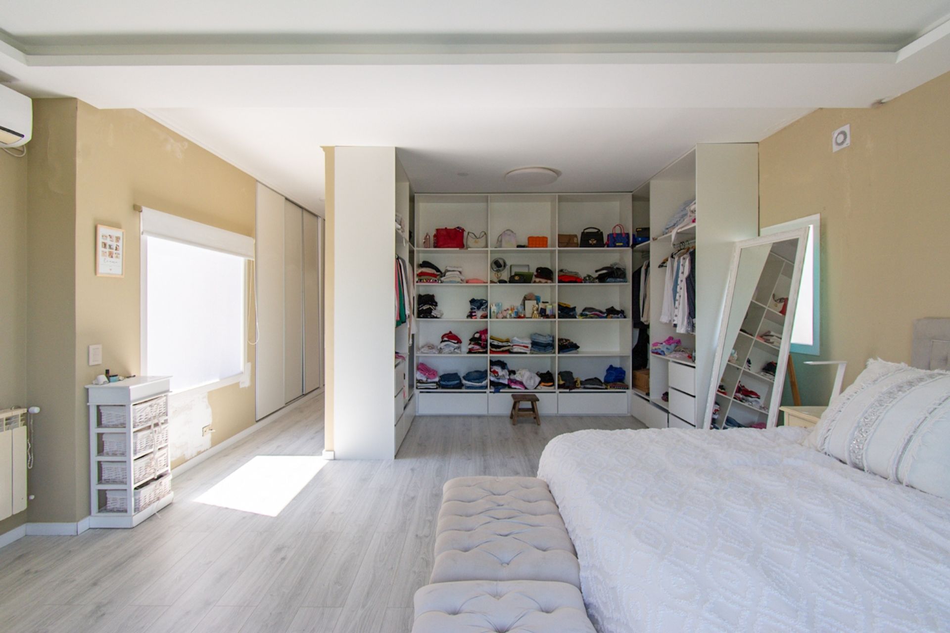 Casa 5 Dormitorios Galeria Jardin Pileta Mucha Luz