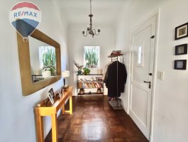 House for Rent in Vicente Lopez, 5 rooms, with Garden