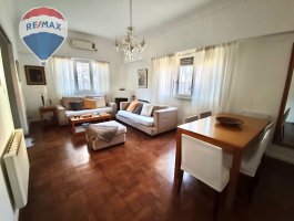 House for Rent in Vicente Lopez, 5 rooms, with Garden