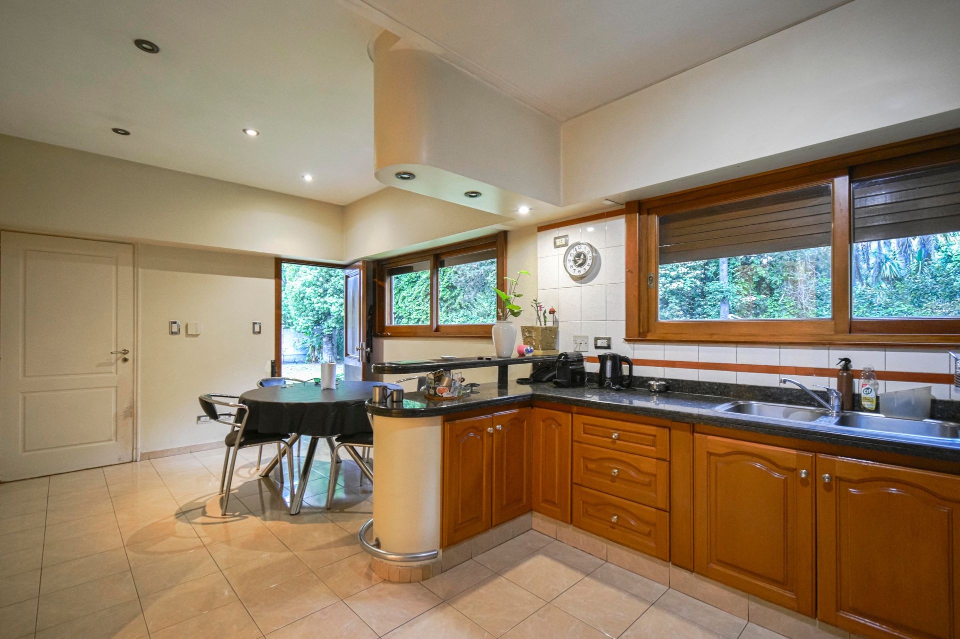 Venta Casa 4 Ambientes B° Los Alamos Tigre