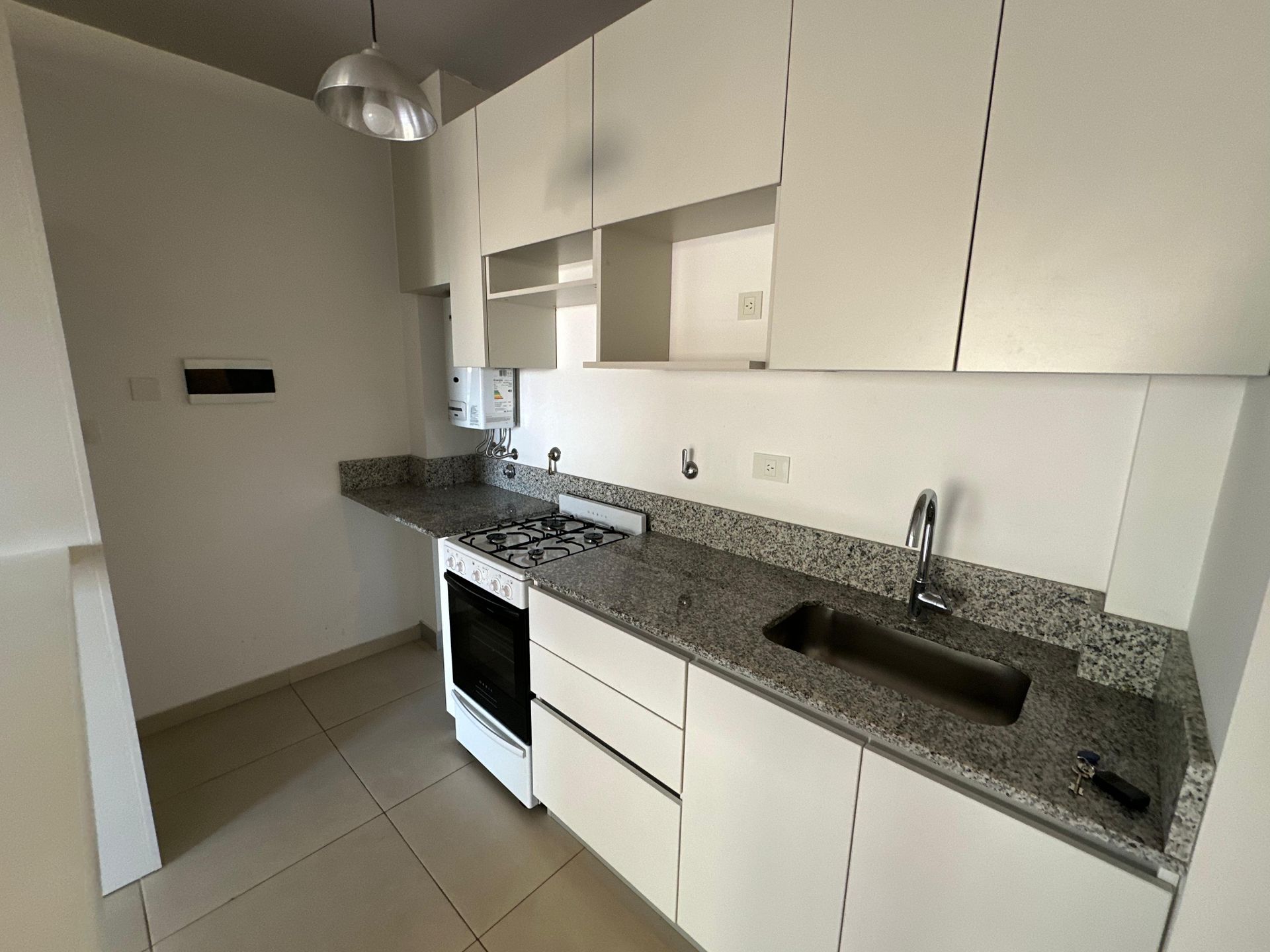 Venta casa 6 Amb en Florida con pileta y parrilla