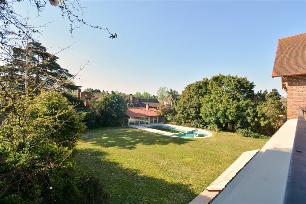 Casa Sobre Av. Italia Tigre Excelente Ubicacion