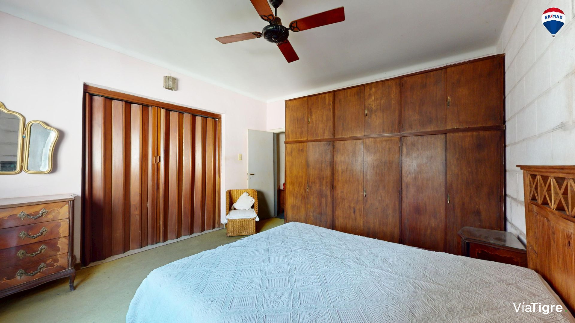 Venta importante Residencia Libertador al Río