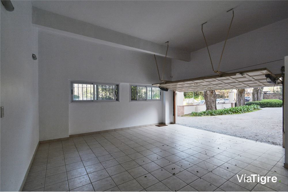 Venta importante Residencia Libertador al Río