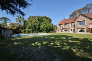 Important Sale: Libertador Residence by the River