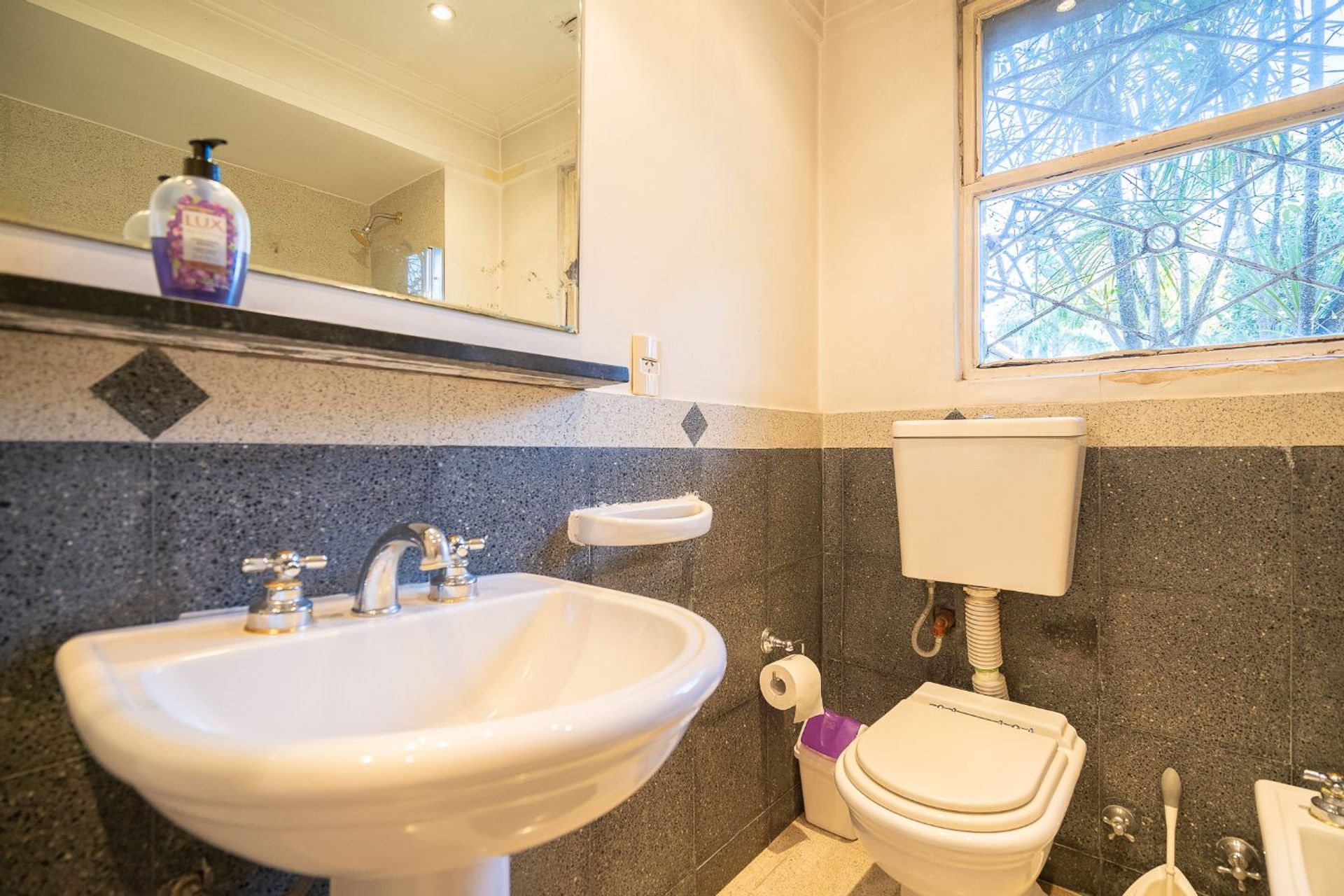 Casa En Venta 8 Amb C/Quincho Y Cocheras, Olivos