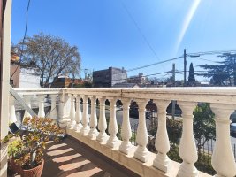 Casa En Venta 8 Amb C/Quincho Y Cocheras, Olivos