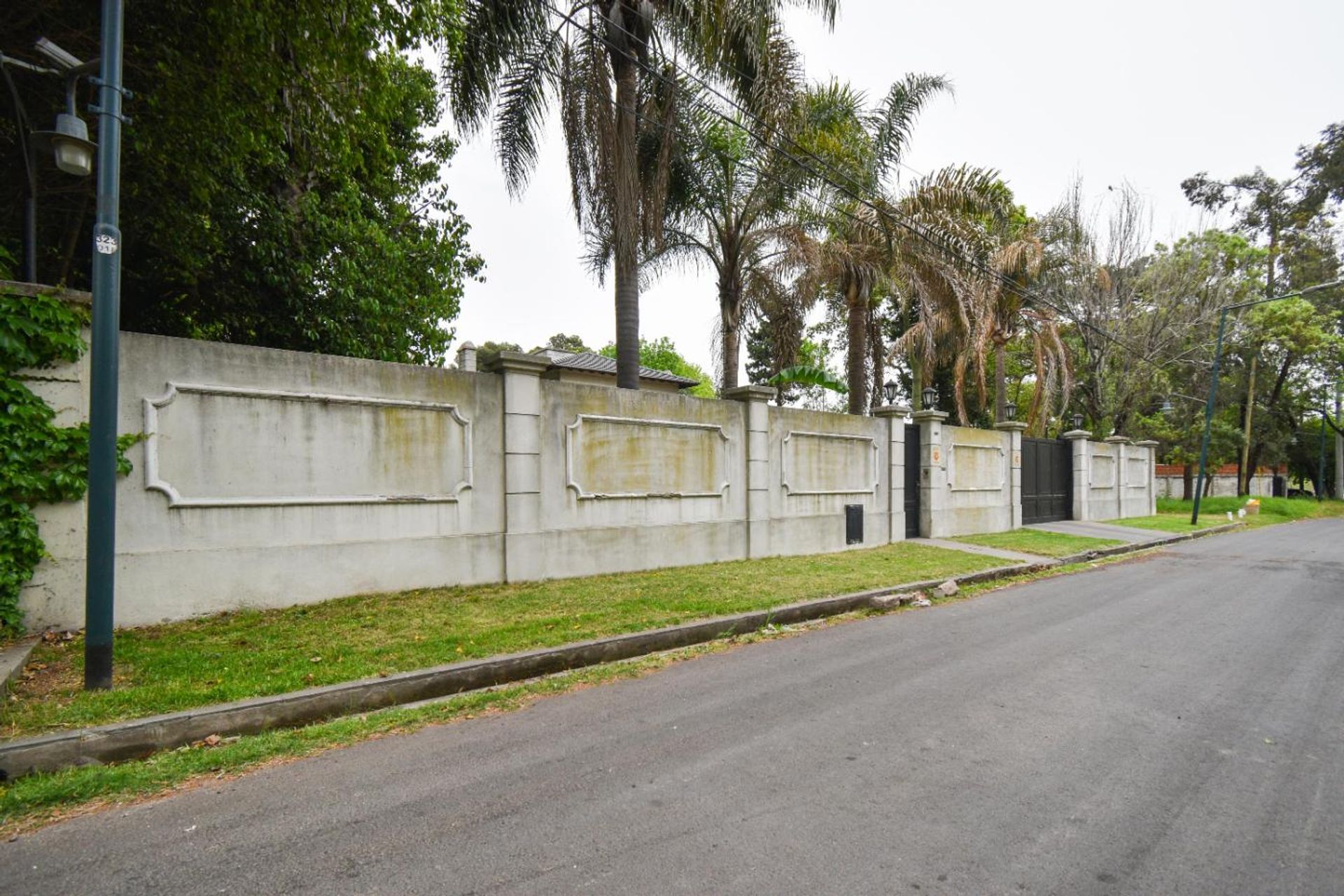 Venta Casa en 2 plantas en San Isidro gran terreno