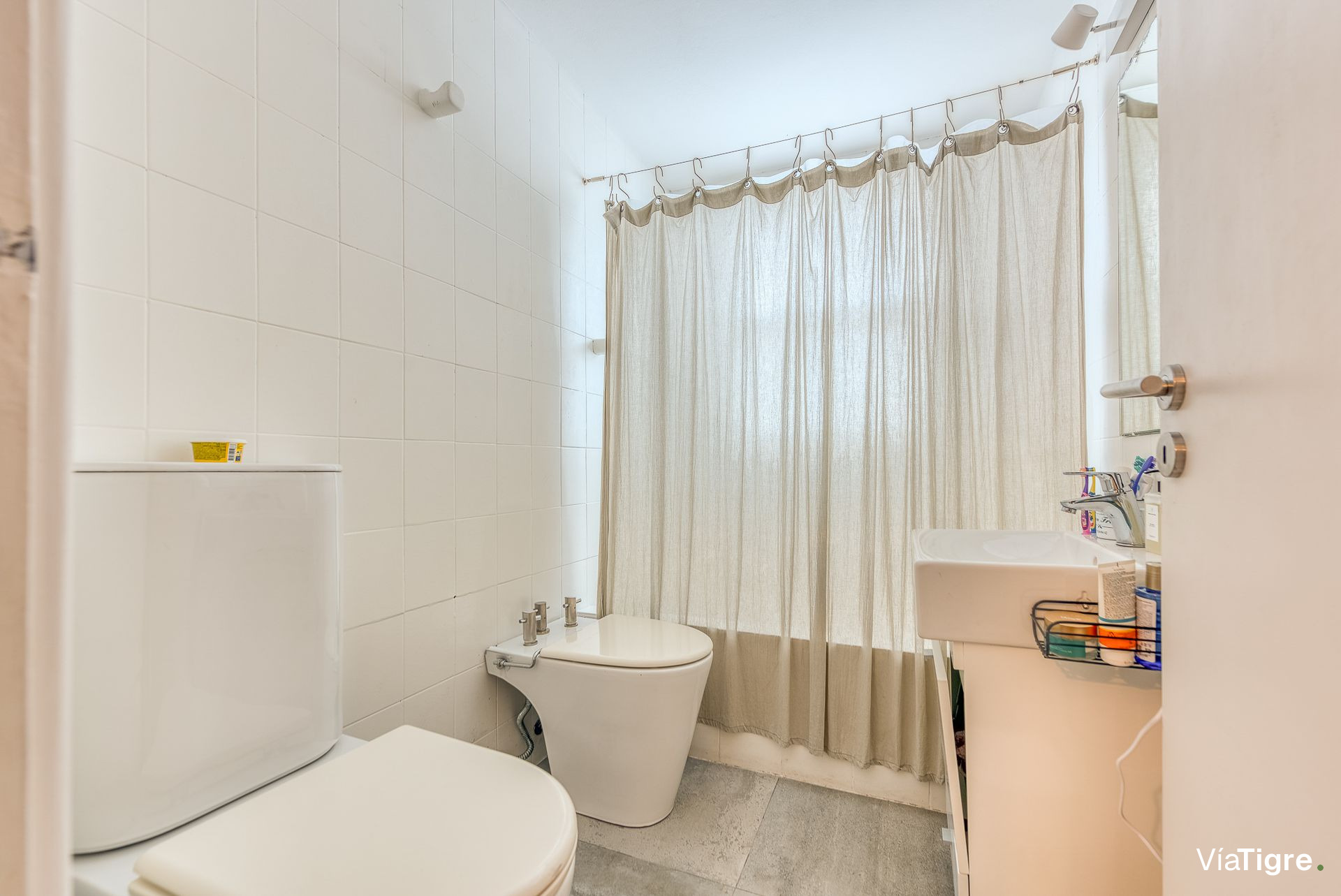 Venta Con Renta Dúplex 3 Ambientes En Carapachay