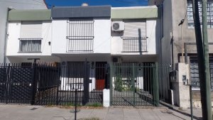 Venta Con Renta Dúplex 3 Ambientes En Carapachay