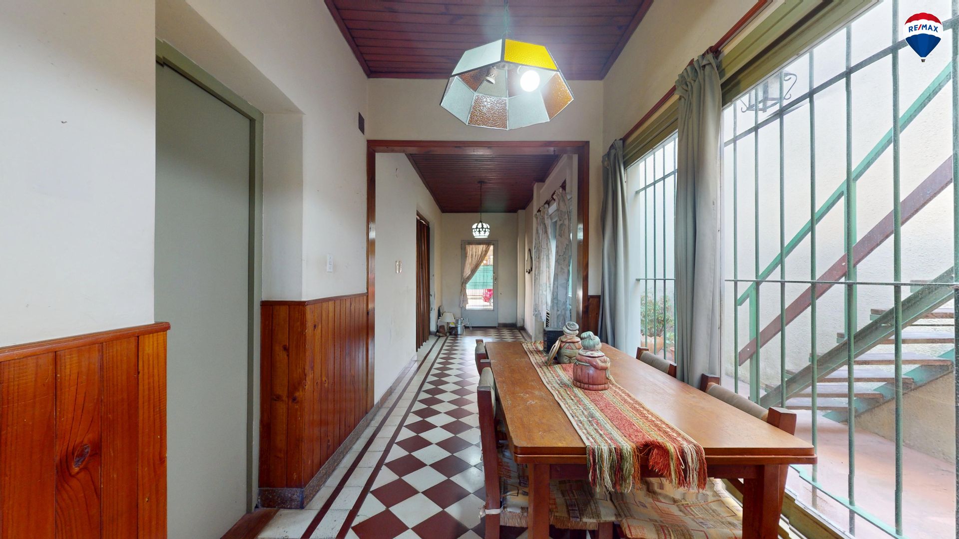 VENTA !! Casa Multifamiliar en corazon de Martinez