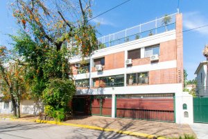 Corner Lot for Sale in Boulogne