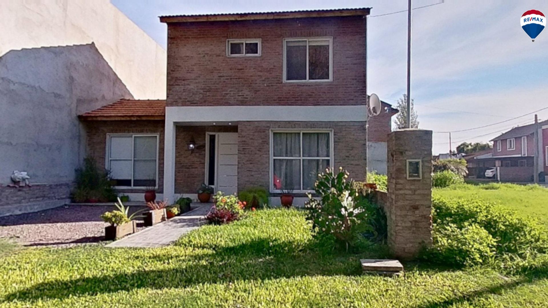 Venta Casa 5 Amb C/Escritorio +Playroom En Florida