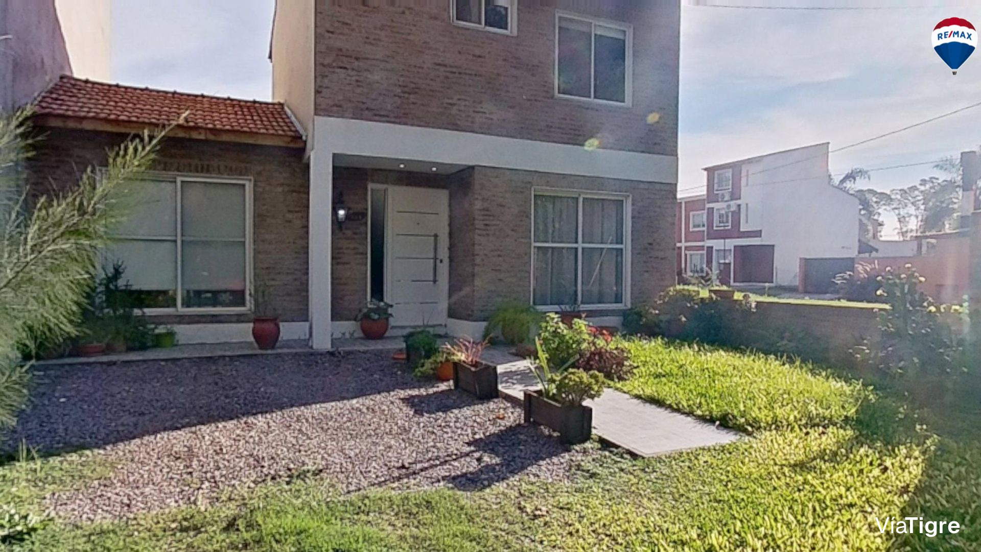 Venta Casa 5 Amb C/Escritorio +Playroom En Florida