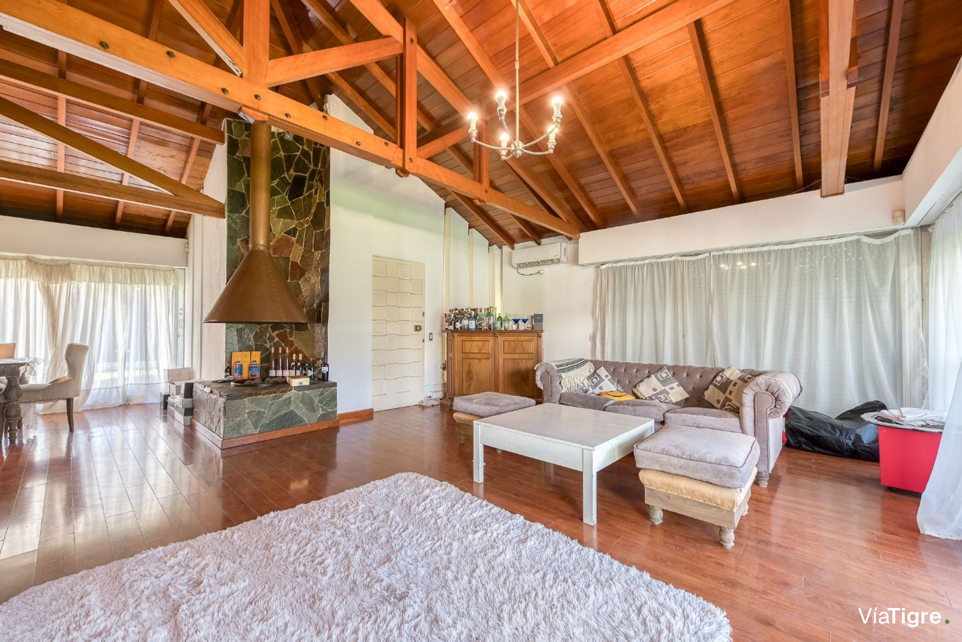 Casa en Venta 4 Amb. Barrio Hindú Don Torcuato