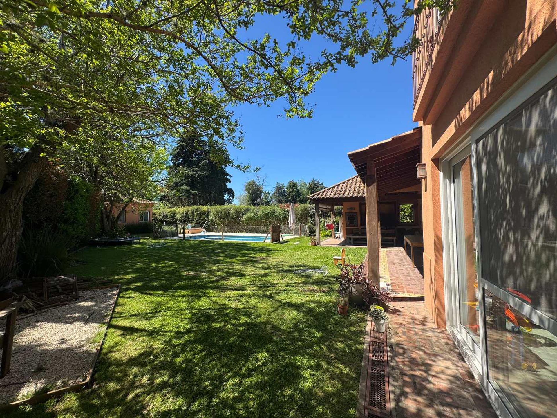 PH Carapachay Venta 4 amb. Jardín Cochera Parrilla