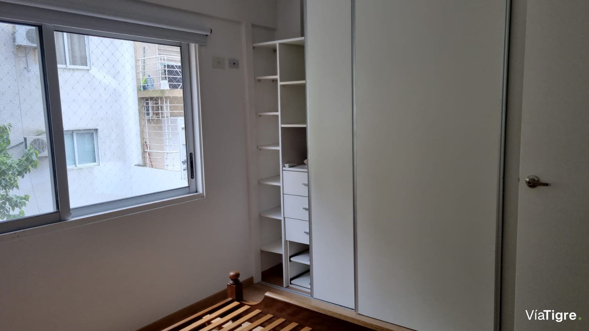 VENTA 2 AMB C/COCH a 1/2 CUADRA AV MAIPÚ Vte López