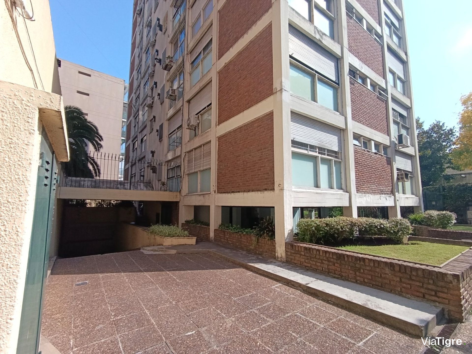 VENTA 2 AMB C/COCH a 1/2 CUADRA AV MAIPÚ Vte López