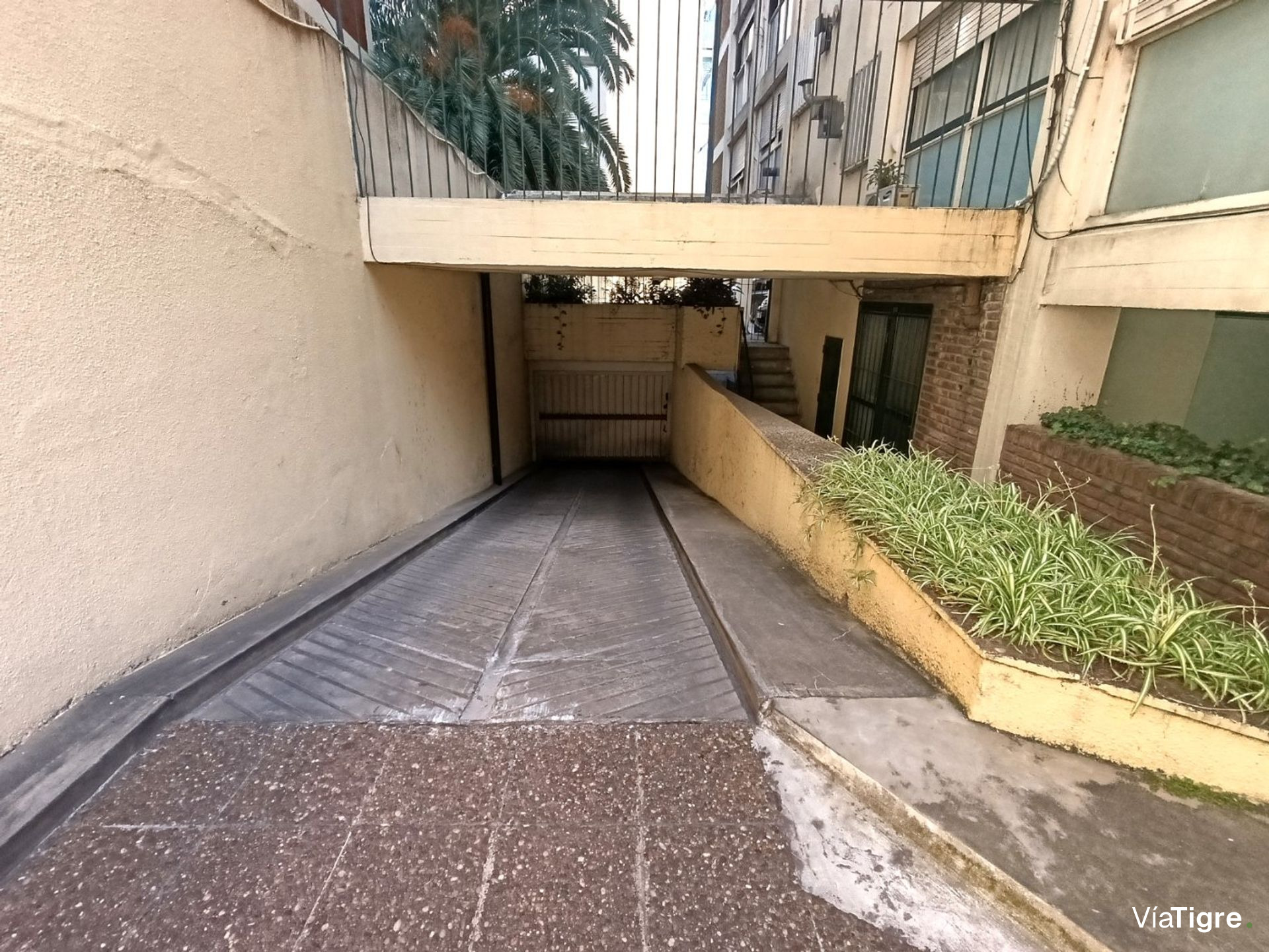 VENTA 2 AMB C/COCH a 1/2 CUADRA AV MAIPÚ Vte López