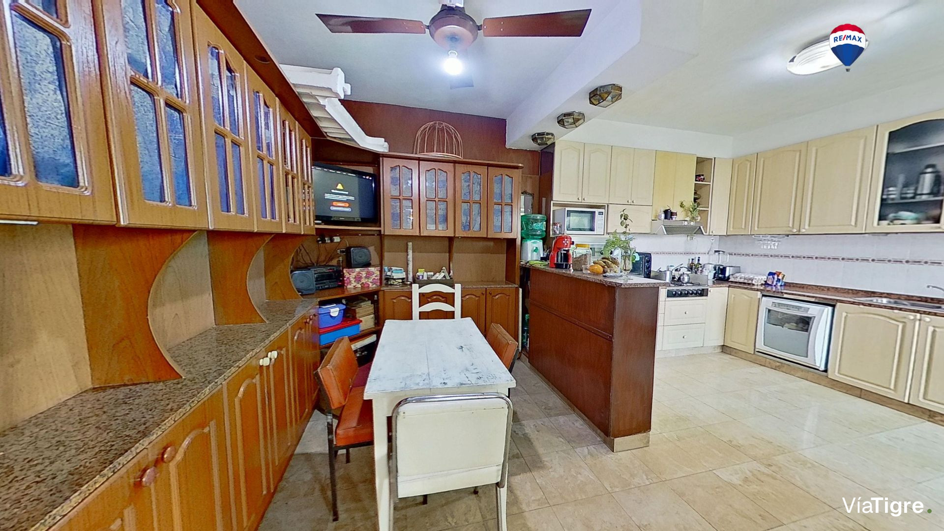 Casa 5 Ambientes Lote Propio En Martínez