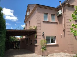Vende Casa San Isidro Labrador