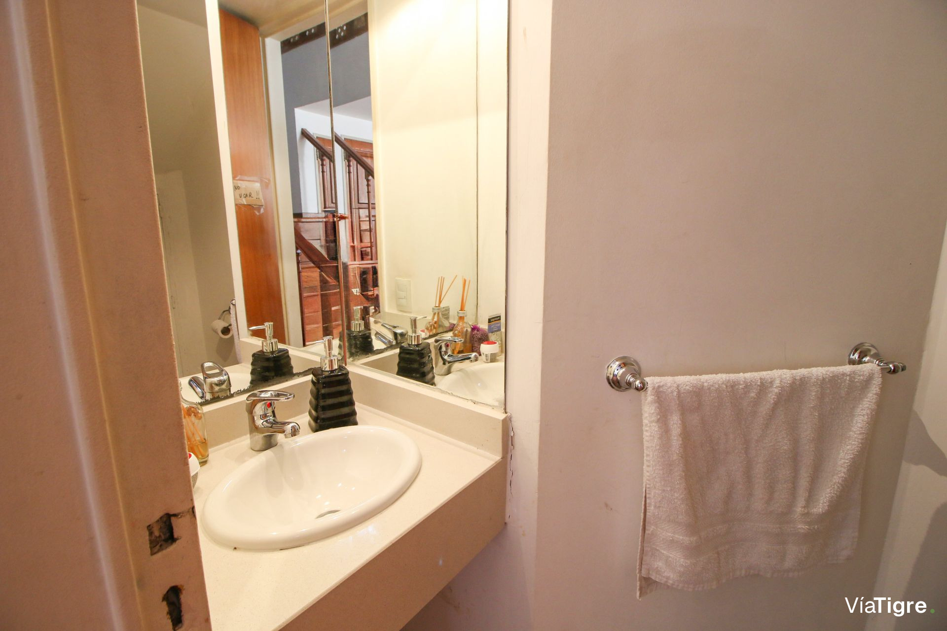 Alquiler En Tigre 2 Ambientes Con Balcon /Cochera