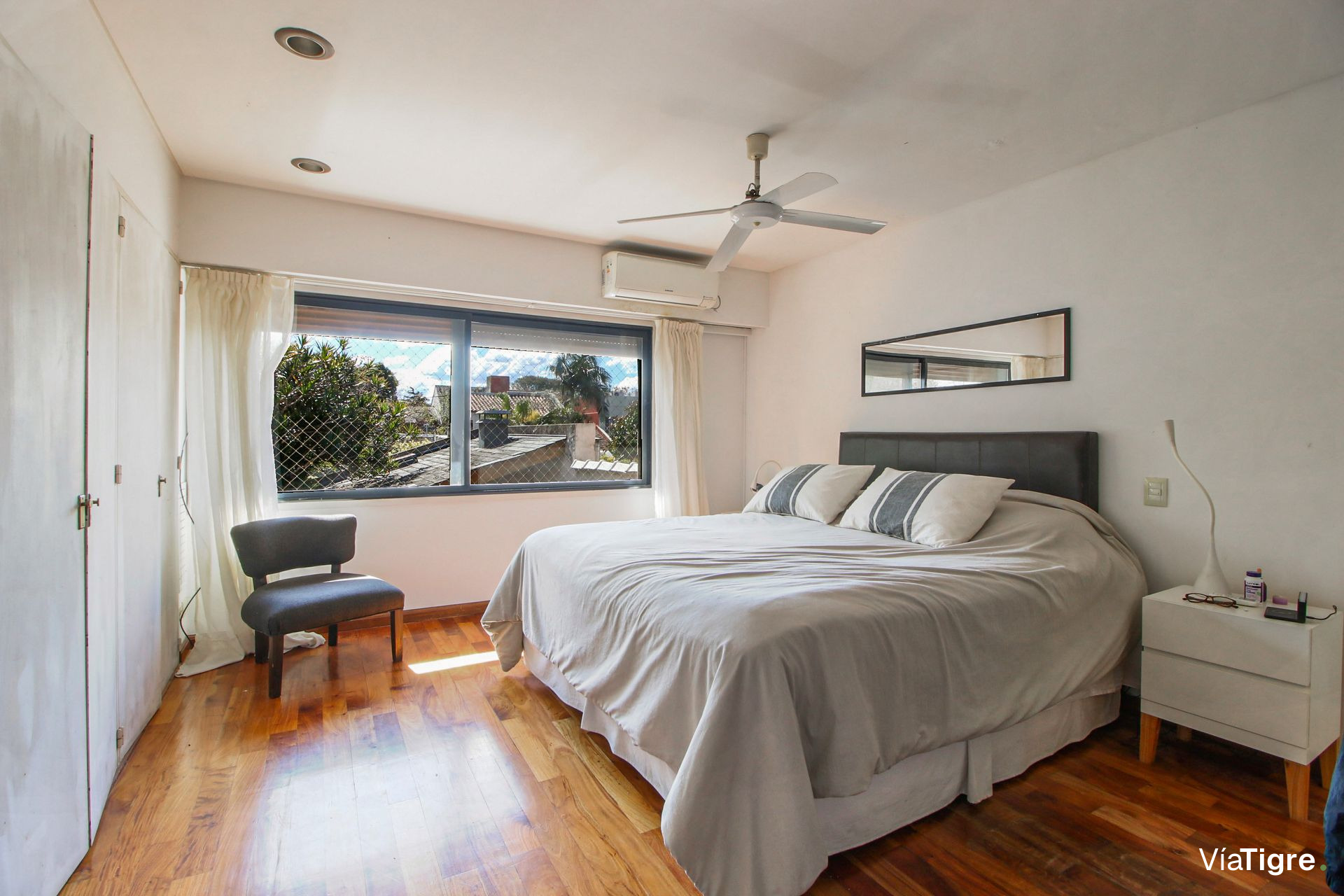 Alquiler En Tigre 2 Ambientes Con Balcon /Cochera