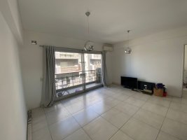 2-room rental in Tigre with balcony and garage