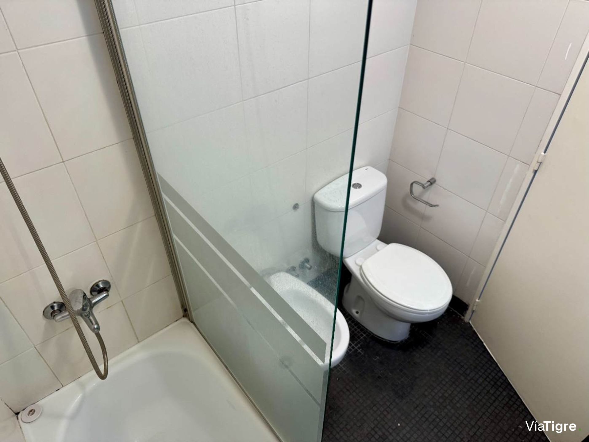 Venta Terreno Con Casa En Dique Lujan, Comercial