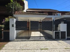 4-Room Duplex Rental – Martinez