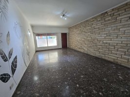 4-Room Duplex Rental – Martinez