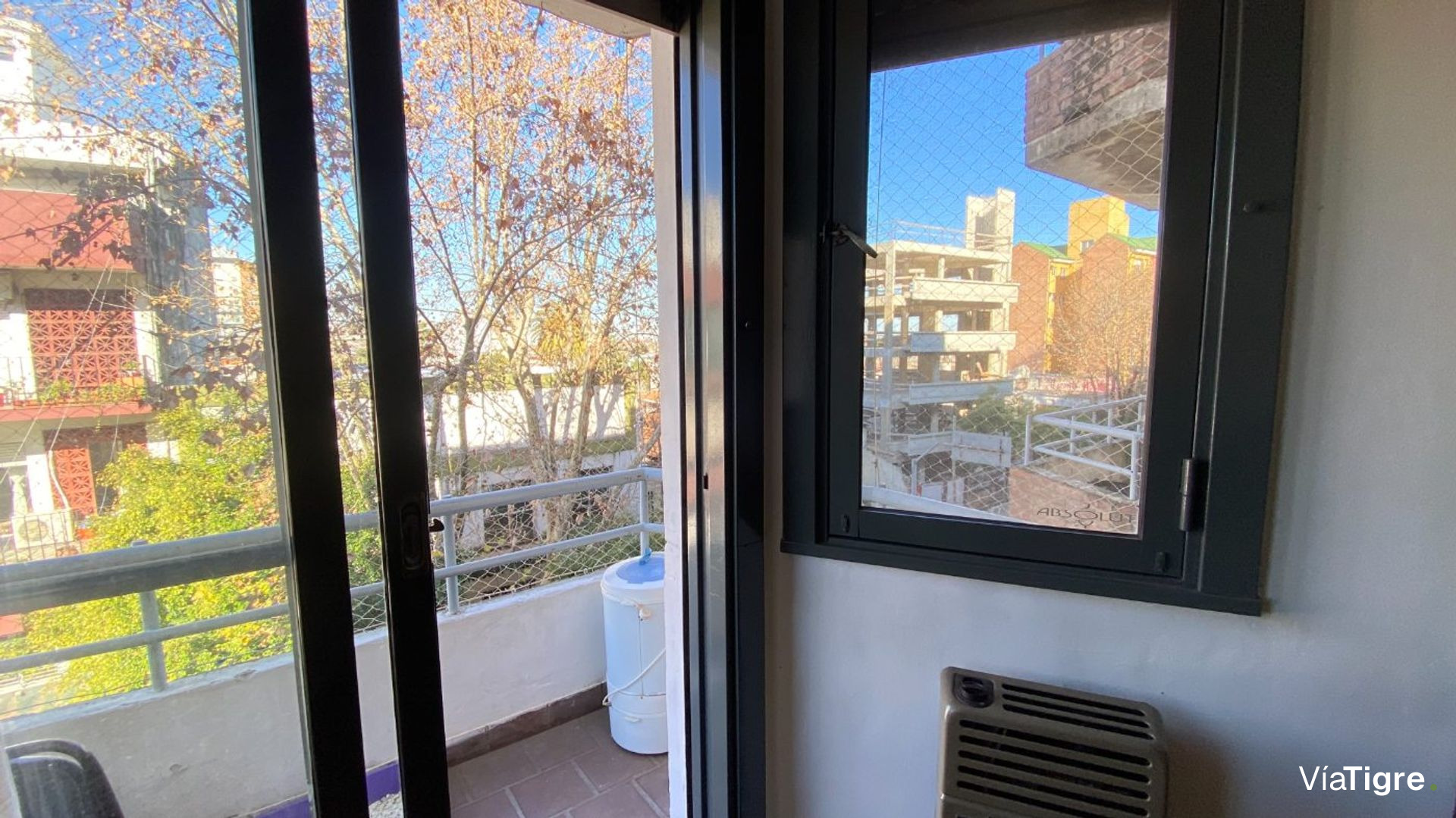 Venta Depto 2Amb Al Frente Balcon Cochera Tigre