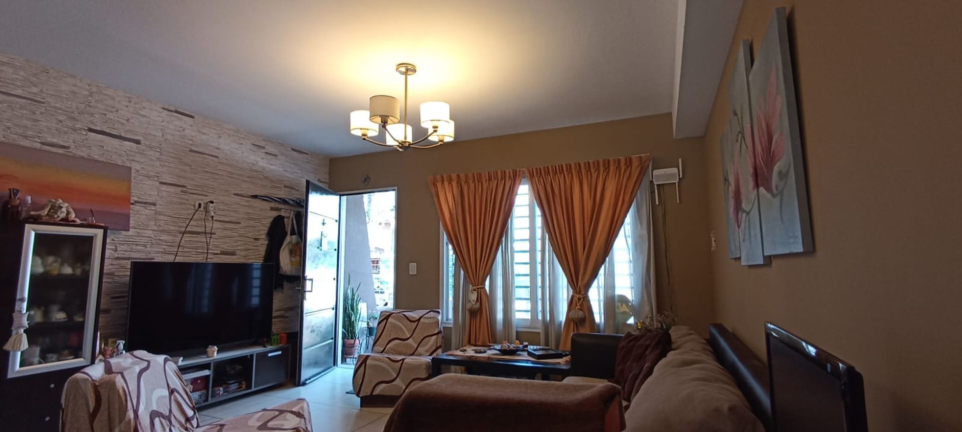 Venta Casa 4 Amb Jardin Quincho Y Parrilla