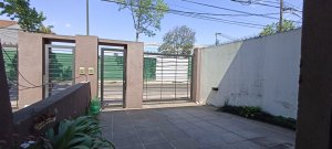 Venta Casa 4 Amb Jardin Quincho Y Parrilla