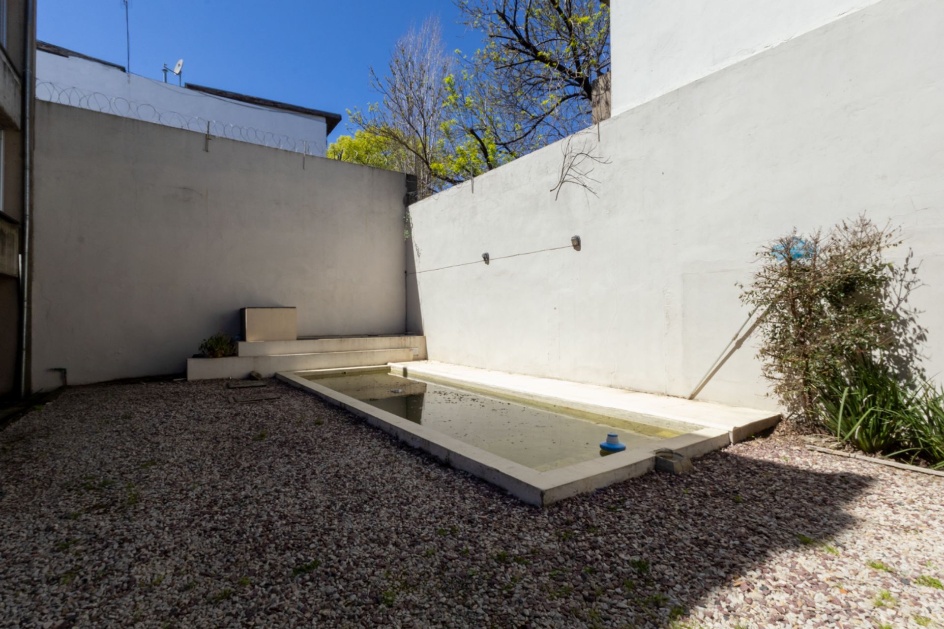 VENTA CASA MULTIFAMILIAR 600 m² con 3 UNIDADES