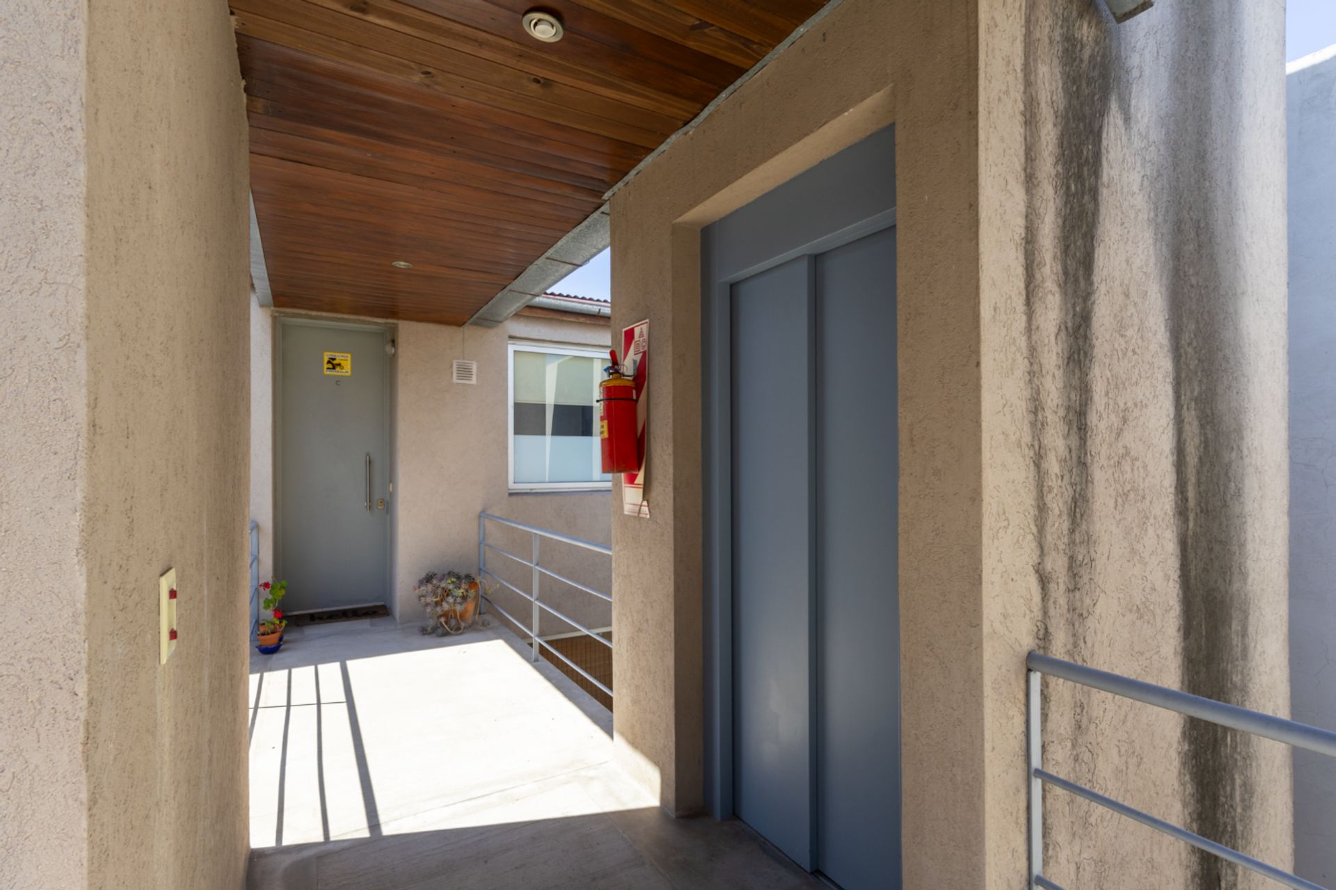 VENTA CASA MULTIFAMILIAR 600 m² con 3 UNIDADES