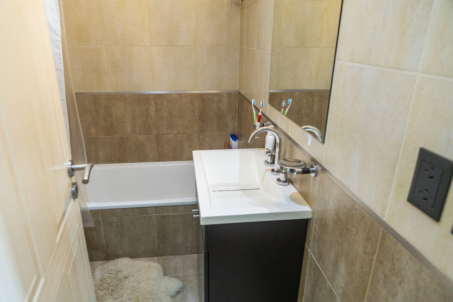 Venta duplex en Martínez 5 amb. con pileta