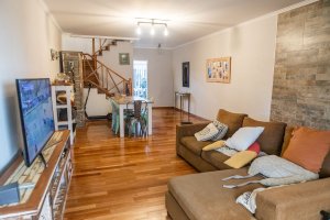 Duplex for sale in Martínez, 5 rooms with pool